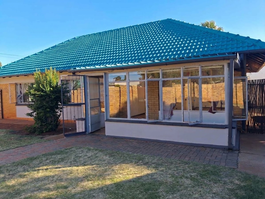 3 Bedroom Property for Sale in Stilfontein Ext 4 North West